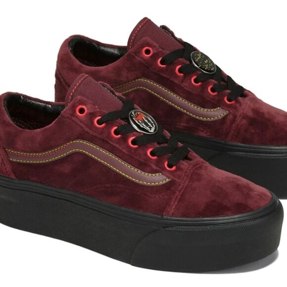 Vans Shoes - Vans X Disney Old Skool Stackform 100 Poison Apples- Mahagomy
